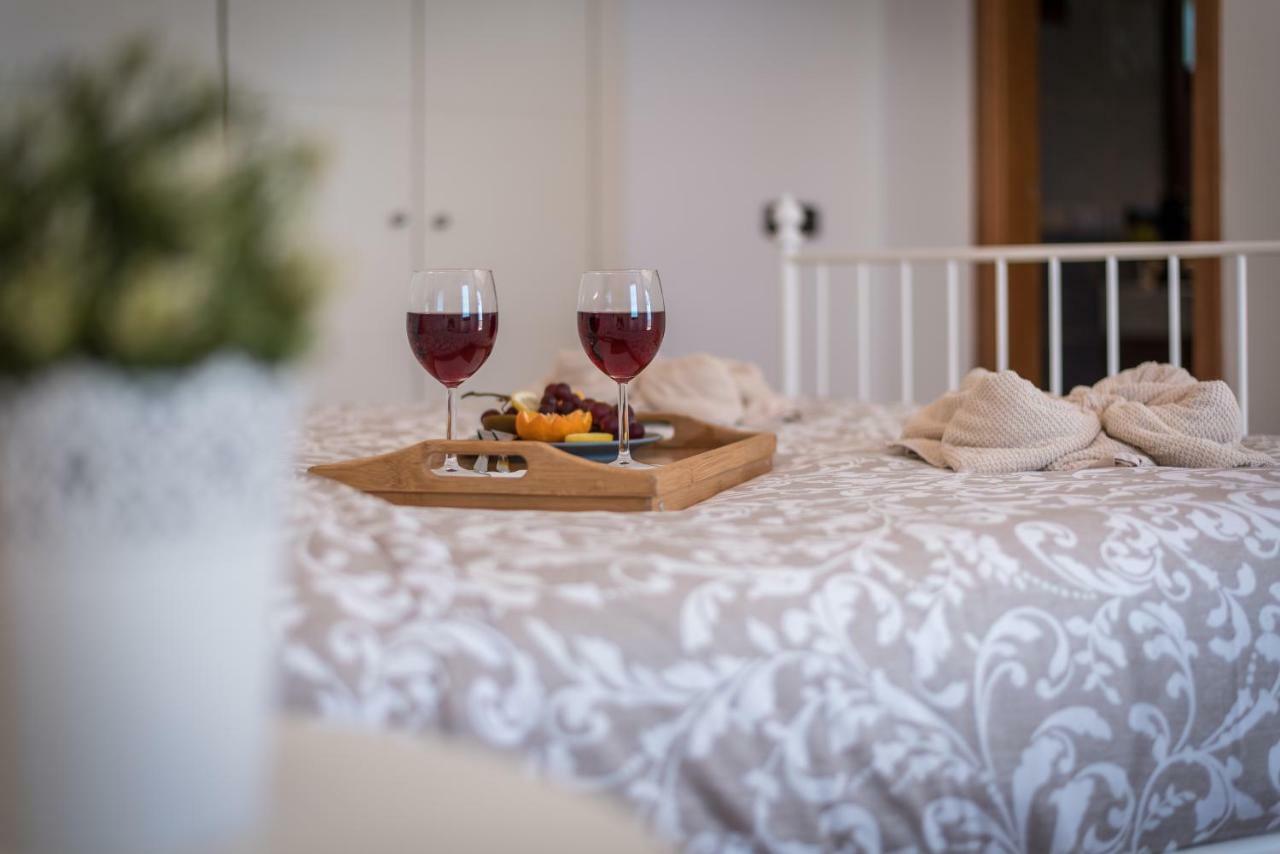 2 Charming Villa Private Pool And Sea View Адехе Екстериор снимка