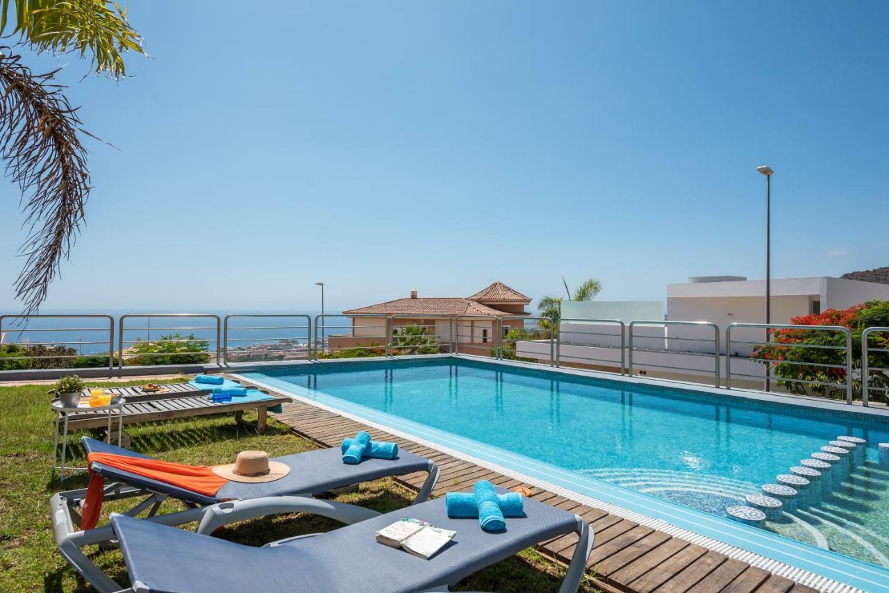2 Charming Villa Private Pool And Sea View Адехе Екстериор снимка
